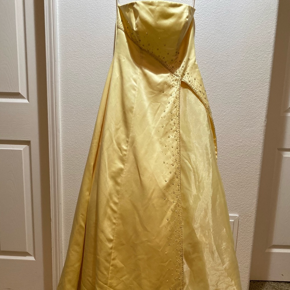 Yellow formal Dress